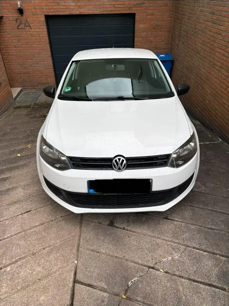 Gebraucht VW Polo 60 PS (44 kW) 2010 Weiß Kleinwagen