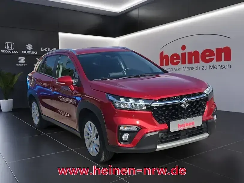 Gebraucht Suzuki SX4 S-Cross Comfort 129 PS (94 kW) 2023 Rot SUV