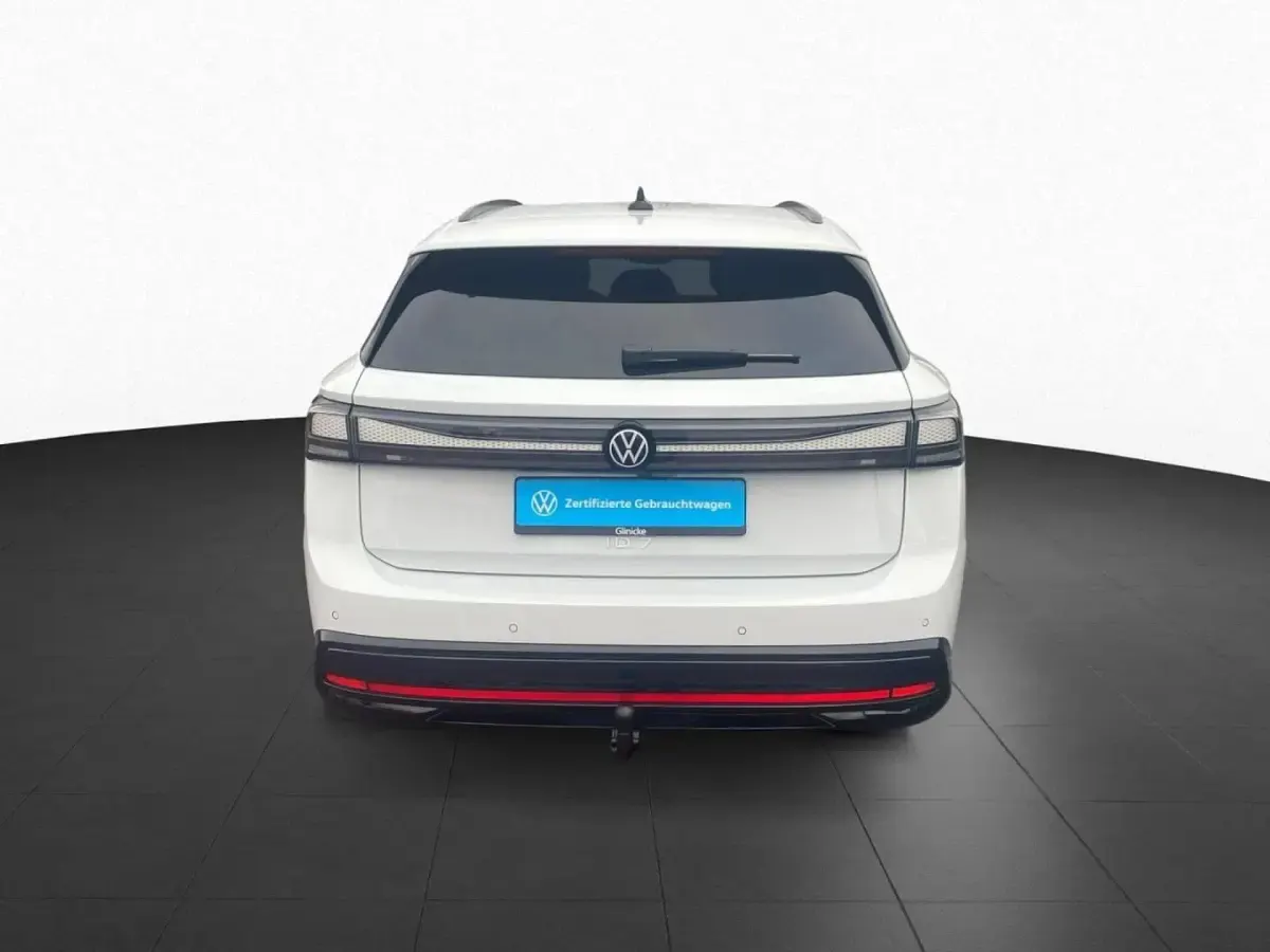Gebraucht VW ID.7 Pro 210 kW (286 PS) 2025 Gletscherweiß Kombi