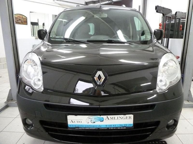 Gebraucht Renault Kangoo Privilege 106 PS (77 kW) 2009 Schwarz Van / Kleinbus