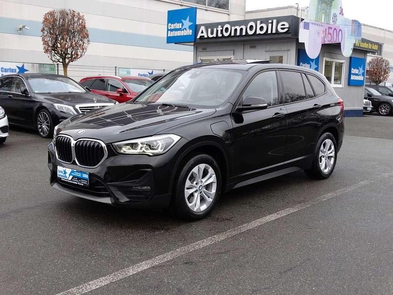 Gebraucht BMW X1 M Sport 220 PS (161 kW) 2021 Schwarz ii/bonnet fluid black SUV