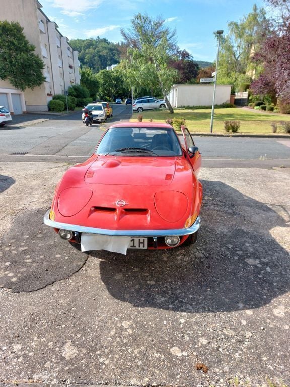 Rot Gebraucht 1971 Opel GT Coupé | 13.900 € - Bild 1/4