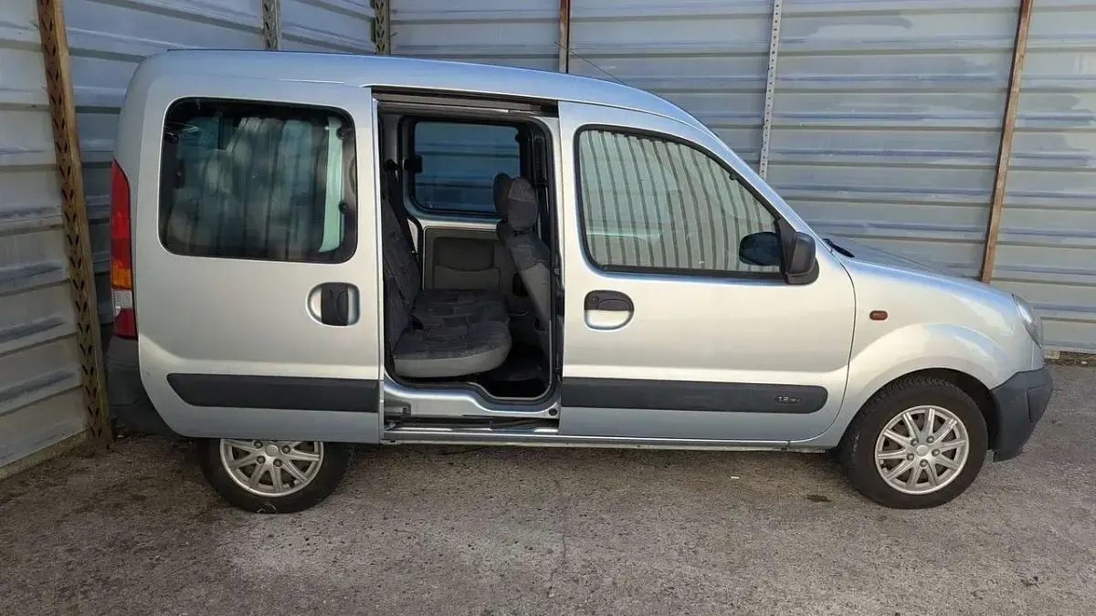 Gebraucht Renault Kangoo Expression 75 PS (55 kW) 2003 Space grau Van / Kleinbus