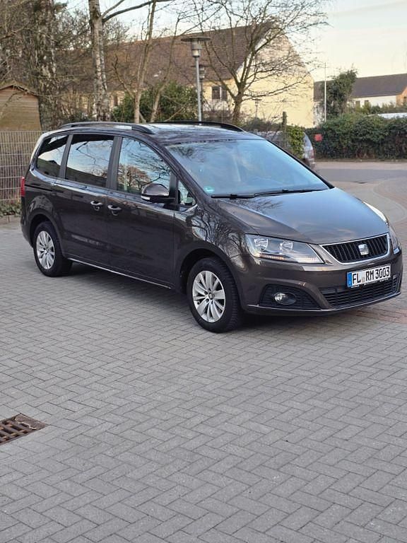 Gebraucht Seat Alhambra 140 PS (102 kW) 2014 Braun Van / Kleinbus