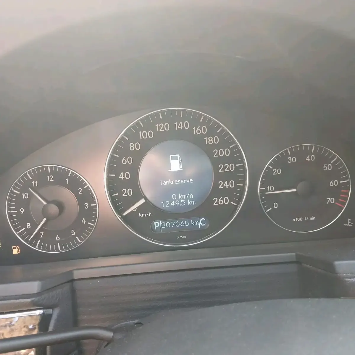 Gebraucht Mercedes E240 177 PS (130 kW) 2005 Grau Kombi