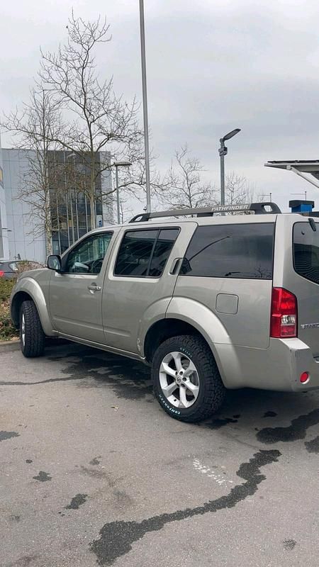 Gebraucht Nissan Pathfinder 171 PS (125 kW) 2007 Gold SUV
