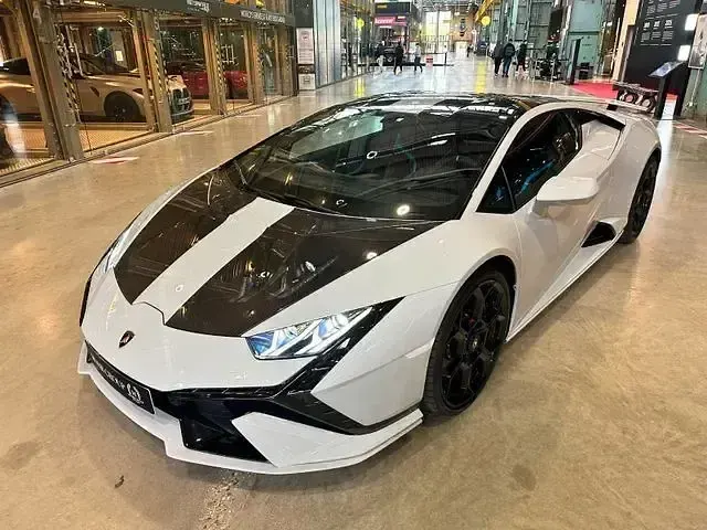 Gebraucht Lamborghini Huracán 641 PS (471 kW) 2024 Grau Coupé