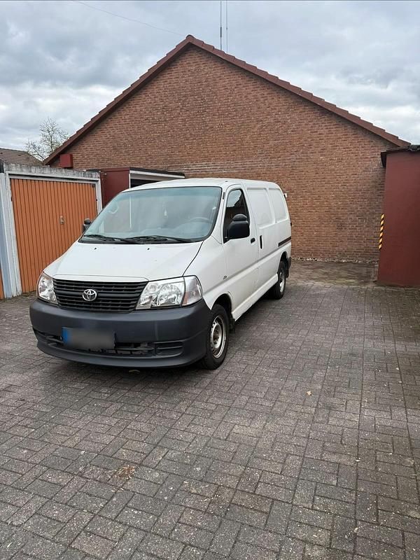 Gebraucht Toyota HiAce 117 PS (86 kW) 2008 Weiß Van / Kleinbus