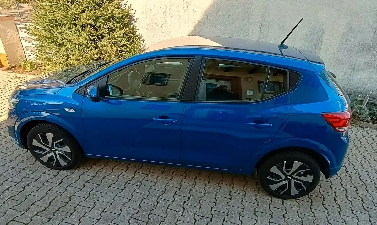 Gebraucht Dacia Sandero Expression 101 PS (74 kW) 2025 Blau Kleinwagen