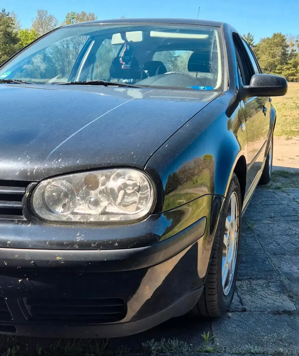 Używany VW Golf IV 75 KM (55 kW) 2002 Czarny Hatchback