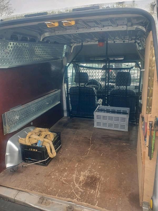 Gebraucht Ford Transit Connect 140 PS (102 kW) 2008 Silber Van / Kleinbus