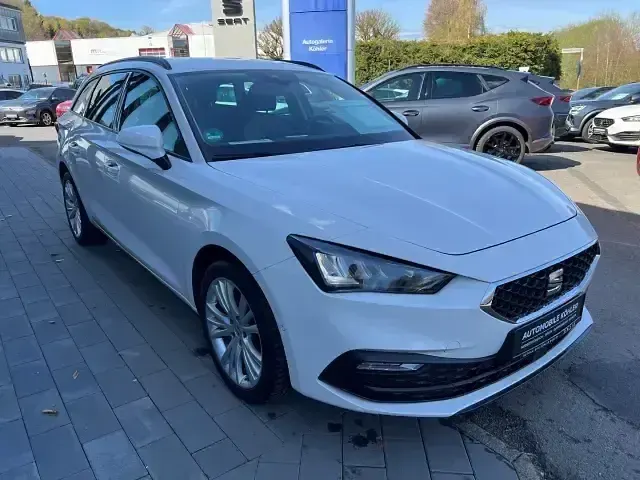 Gebraucht Seat Leon Style 131 PS (96 kW) 2022 Candy weiss Kombi