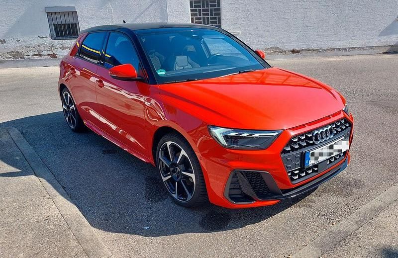 Rot Gebraucht 2021 Audi A1 S-Line Kleinwagen | 26.795 € (Etwas zu teuer) - Bild 1/4