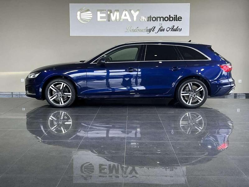 Blau Gebraucht 2022 Audi A4 Advanced Plus Kombi | 24.989 € (Fairer Preis) - Bild 1/4