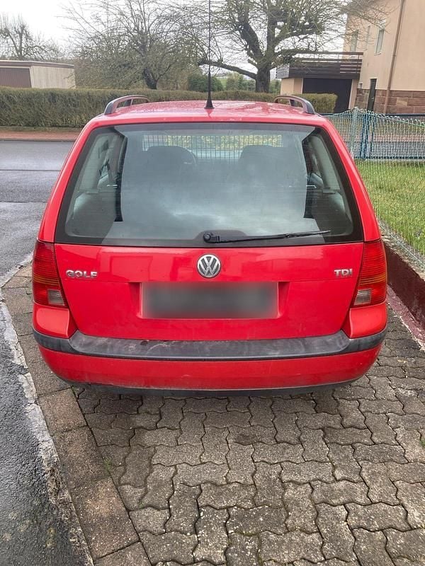 Gebraucht VW Golf IV 90 PS (66 kW) 2001 Rot Kombi
