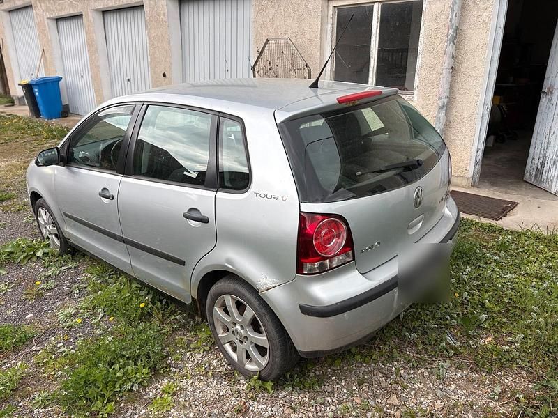 Usado VW Polo 101 HP (74 kW) 2007 Andere farben Citadino