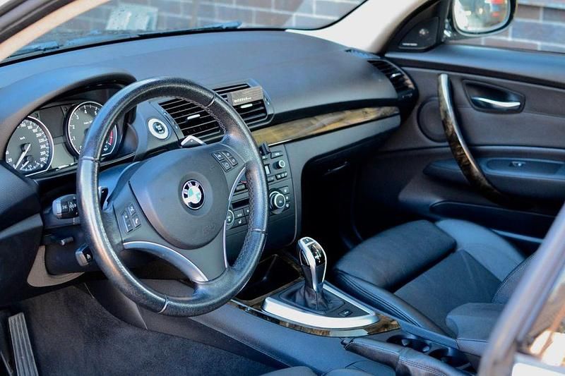 Gebraucht BMW 135 Performance 306 PS (225 kW) 2012 Schwarz Kleinwagen