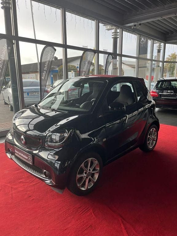 Schwarz Gebraucht 2016 Smart ForTwo Cabrio Passion Cabrio | 12.900 € (Fairer Preis) - Bild 1/4