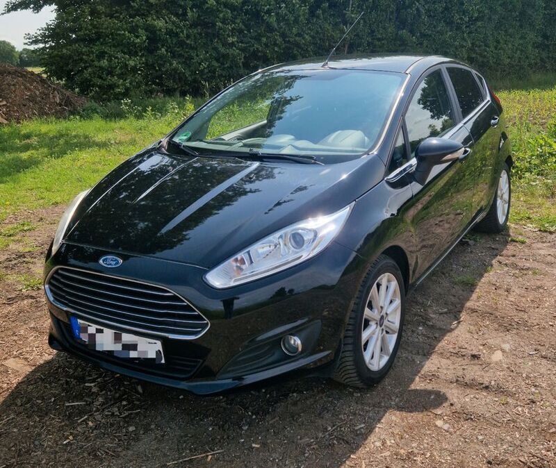 Schwarz Gebraucht 2016 Ford Fiesta Kleinwagen | 4.500 € (Superpreis) - Bild 1/4