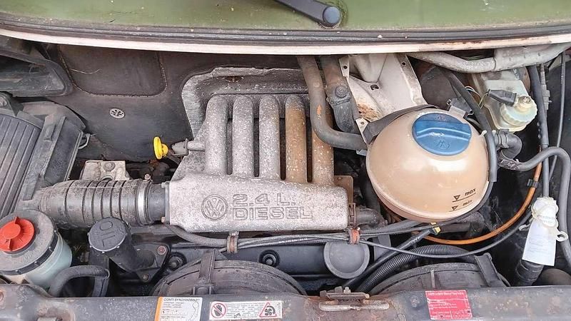 Gebraucht VW T3 77 PS (56 kW) 1992 Braun Van