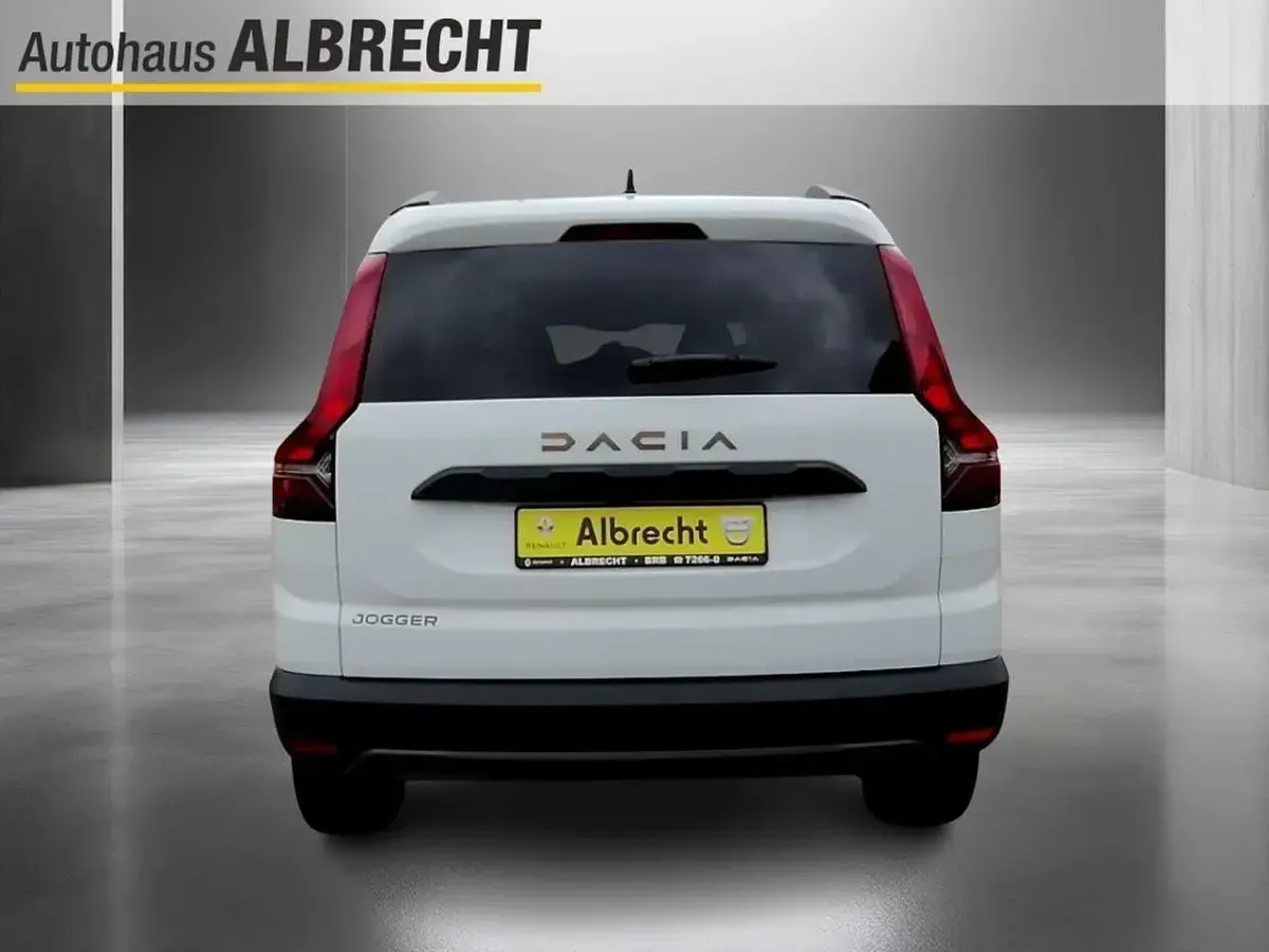 Neu Dacia Jogger Extreme 110 PS (80 kW) 2025 Arktisweiß Van / Kleinbus