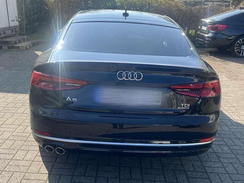 Gebraucht Audi A5 Sport 190 PS (139 kW) 2017 Schwarz Coupé