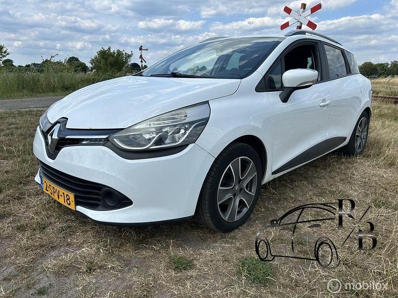 Weiß Gebraucht 2013 Renault Clio IV Expression Kombi | 4.102 € - Bild 1/4