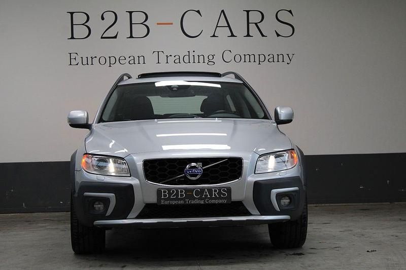 Gebraucht Volvo XC70 Summum 181 PS (133 kW) 2014 Silber Kombi