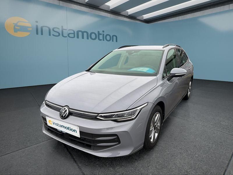 Grau Gebraucht 2024 VW Golf VIII Kombi | 26.749 € (Guter Preis) - Bild 1/4