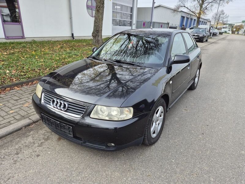 Schwarz Gebraucht 2002 Audi A3 Ambition Limousine | 2.799 € (Etwas zu teuer) - Bild 1/4