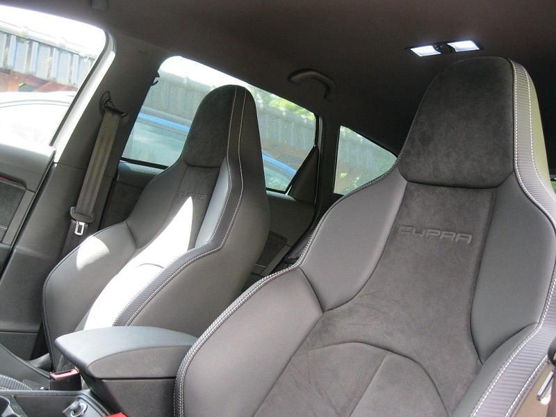 Gebraucht Seat Leon 4Drive 300 PS (220 kW) 2018 Weiß Kombi