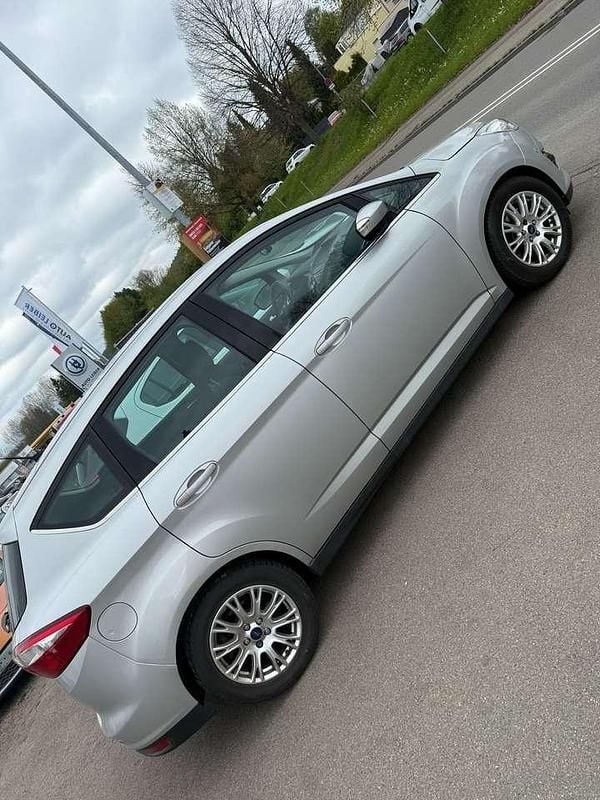 Beige Gebraucht 2011 Ford C-MAX Titanium Van / Kleinbus | 4.699 € (Superpreis) - Bild 1/4