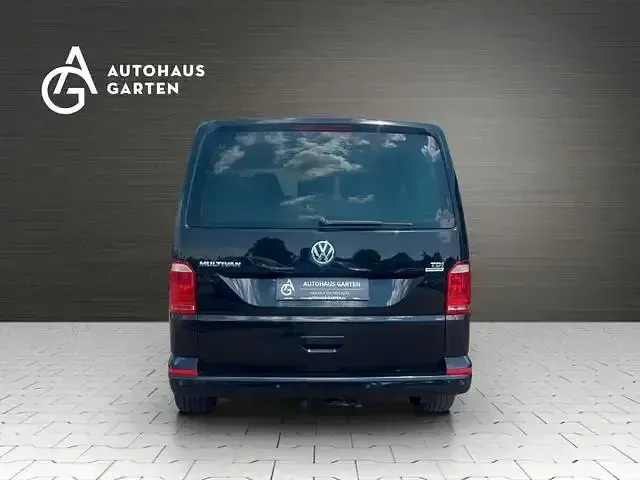 Gebraucht VW Multivan Comfortline 150 PS (110 kW) 2016 Schwarz Van / Kleinbus