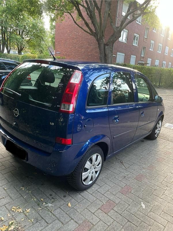 Blau Gebraucht 2005 Opel Meriva Van / Kleinbus | 1.950 € (Fairer Preis) - Bild 1/4