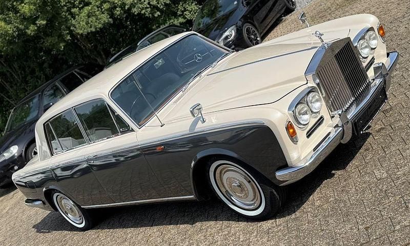 Grau Gebraucht 1966 Rolls Royce Silver Shadow Limousine | 28.500 € - Bild 1/4