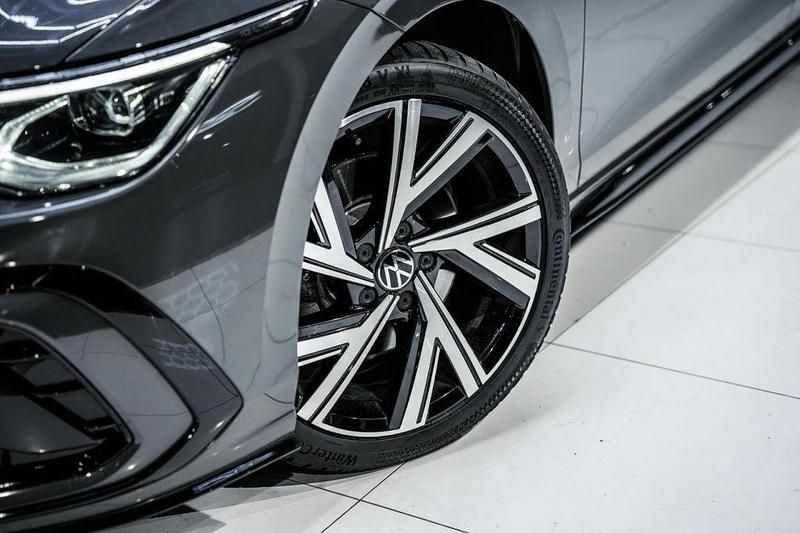 Gebraucht VW Golf VIII R-line 150 PS (110 kW) 2021 Grau Limousine