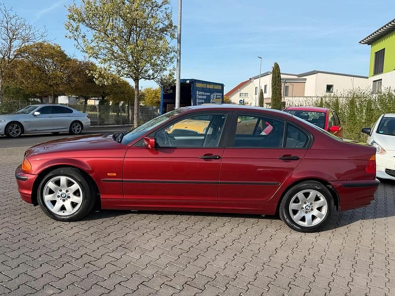 Gebraucht BMW 316 105 PS (77 kW) 2000 Rot Limousine