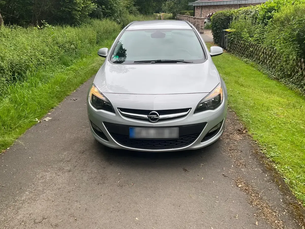 Gebraucht Opel Astra 136 PS (100 kW) 2016 Silber Kombi