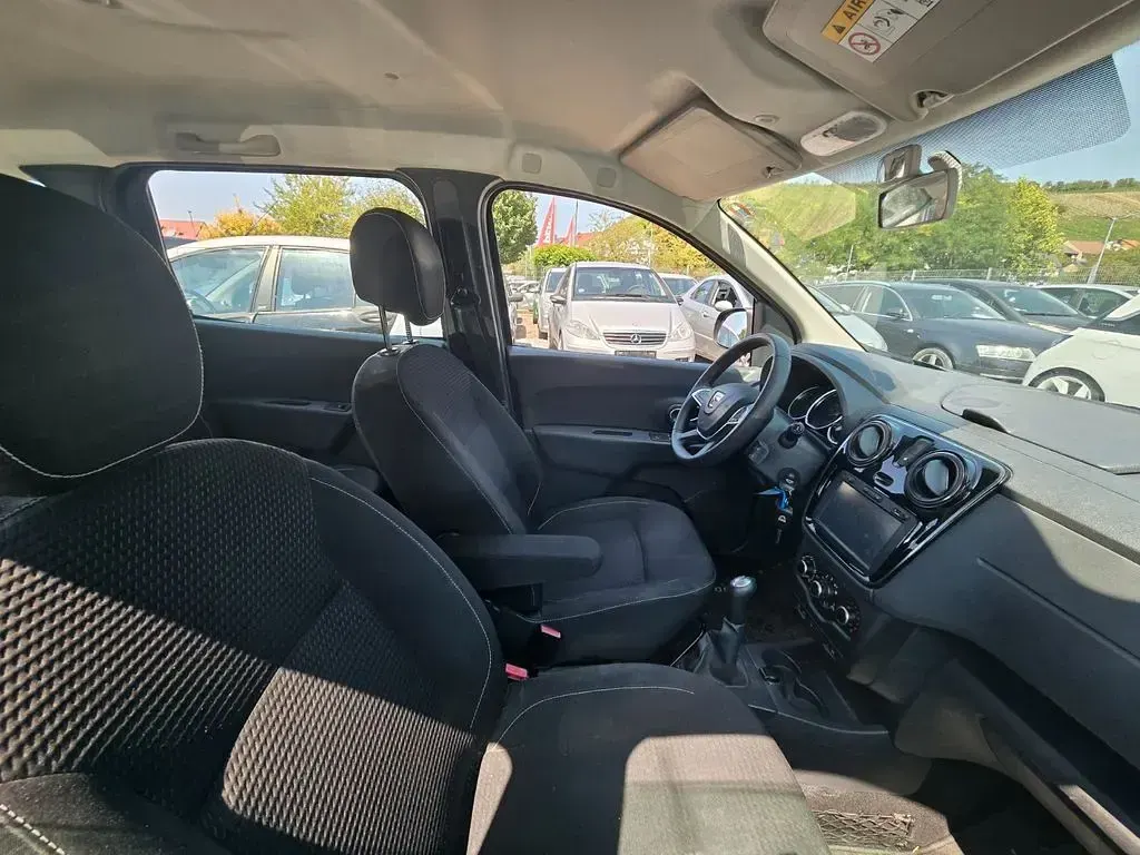 Gebraucht Dacia Lodgy 102 PS (75 kW) 2018 Blau Van / Kleinbus