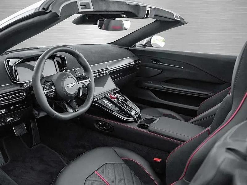 Neu Aston Martin Vantage 680 PS (500 kW) 2026 Grau Coupé