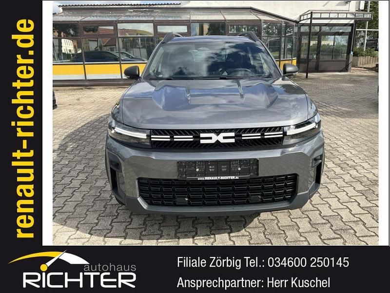 Neu Dacia Bigster Essentiel 140 PS (102 kW) 2025 Grau SUV