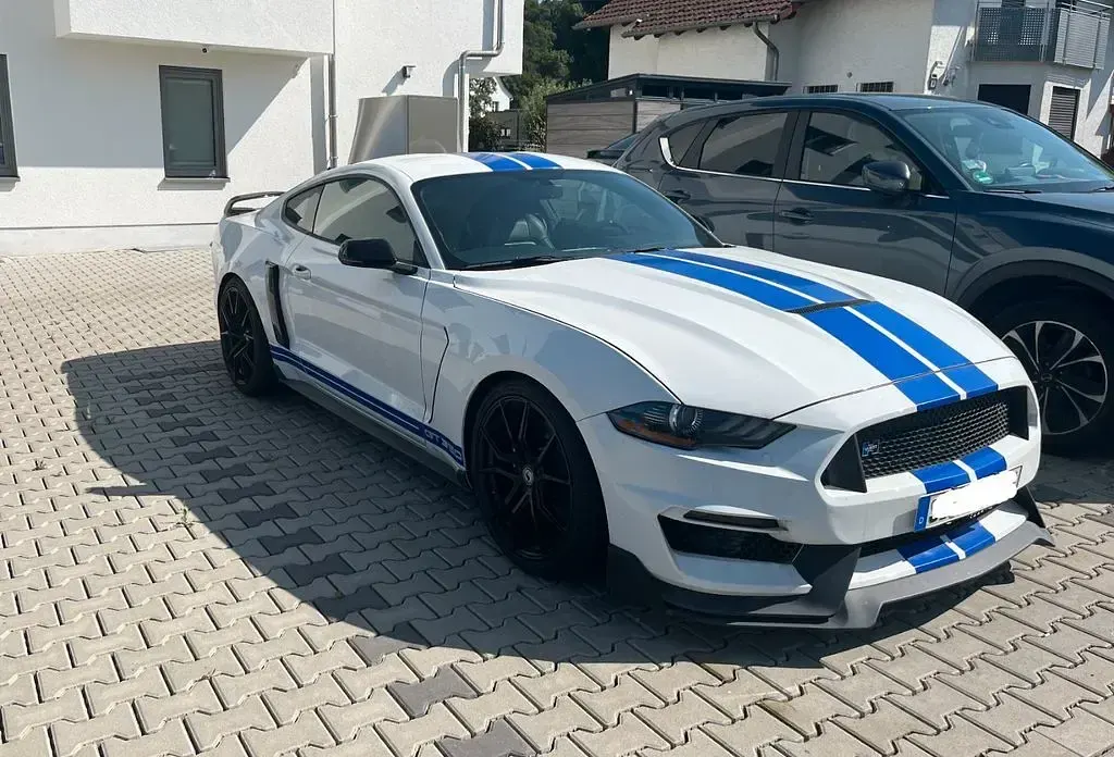 Gebraucht Ford Mustang GT 421 PS (309 kW) 2018 Weiß