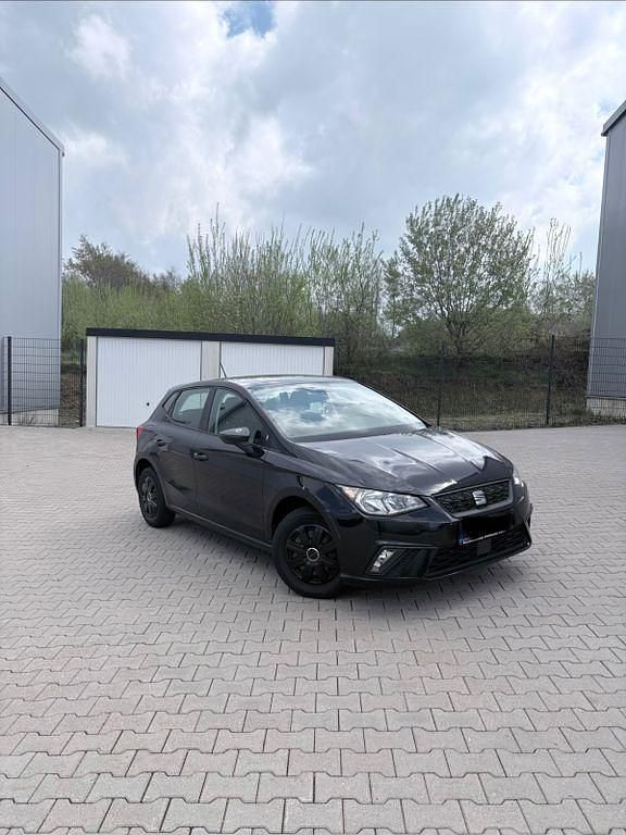 Usata Seat Ibiza Reference 75 CV (55 kW) 2018 Nero Utilitaria