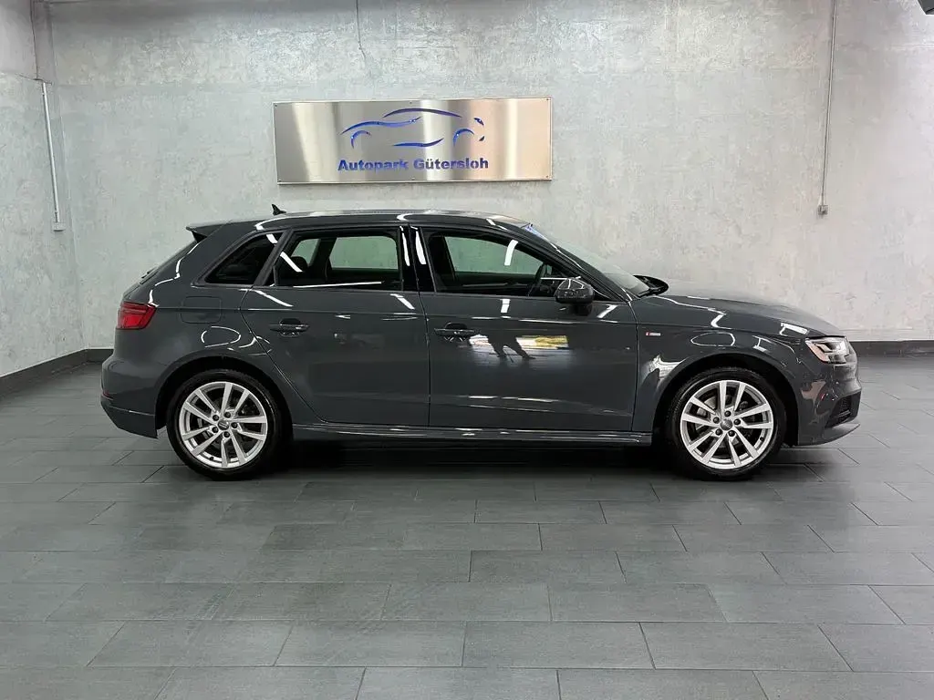 Gebraucht Audi A3 S-Line 150 PS (110 kW) 2020 Grau Limousine