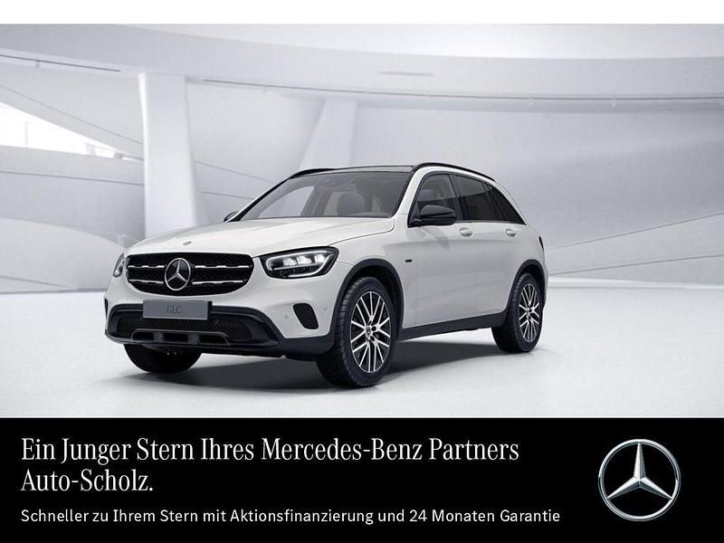 Weiß Gebraucht 2020 Mercedes GLC300e Night SUV | 37.748 € (Guter Preis) - Bild 1/3