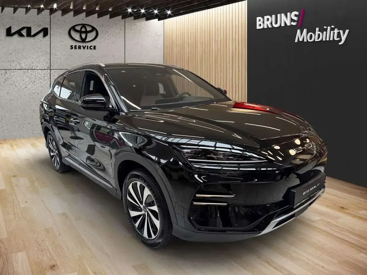 Gebraucht BYD Seal U Design 160 kW (218 PS) 2026 Schwarz SUV