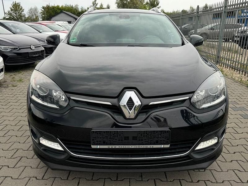 Gebraucht Renault Mégane III LIMITED 132 PS (97 kW) 2015 Limousine