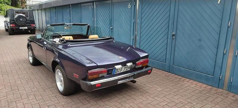 Violet Gebraucht 1981 Fiat 124 Spider Cabrio | 19.999 € - Bild 1/4