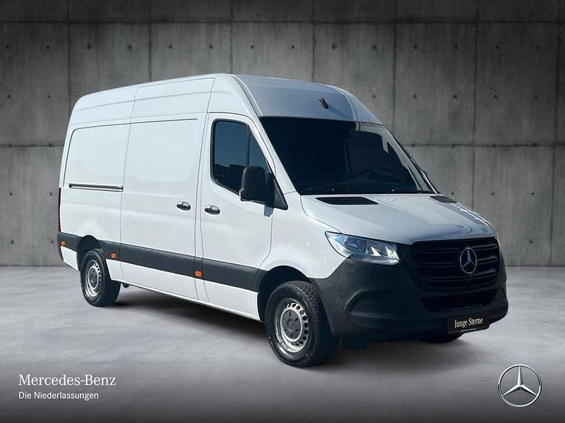 Gebraucht Mercedes Sprinter 163 PS (119 kW) 2021 Weiß Van