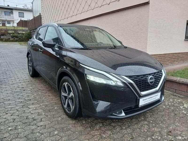 Gebraucht Nissan Qashqai 360º 158 PS (116 kW) 2023 Black (m) SUV